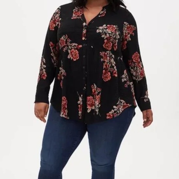torrid Tops - Brand new with tags Torrid Womens long sleeve shirt